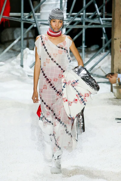 Look 47